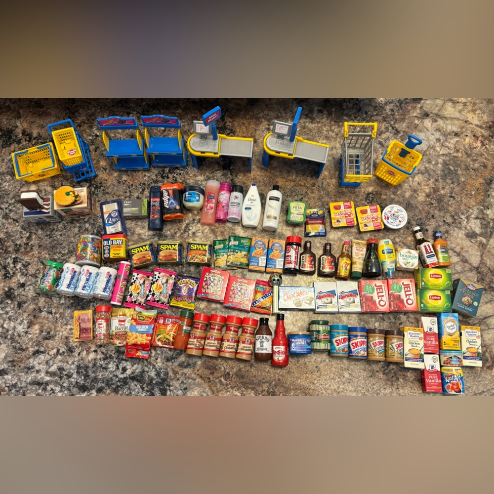 Mini brands lot